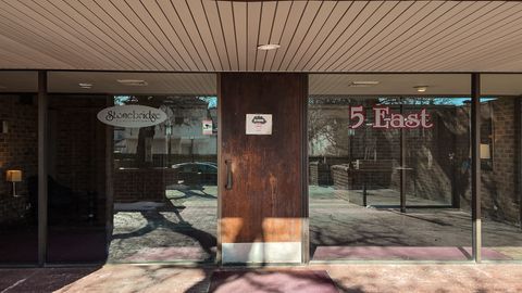 Tiny photo for 5 E Carriageway Drive #201, Hazel Crest, IL 60429 (MLS # 12571090)