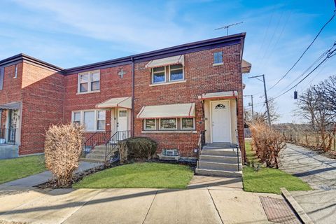 Photo of 10313 S Church Street, Chicago, IL 60643 (MLS # 12570307)