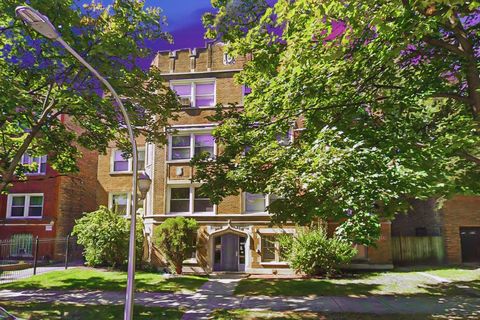 8012 S Essex Avenue 3S Chicago IL 60617