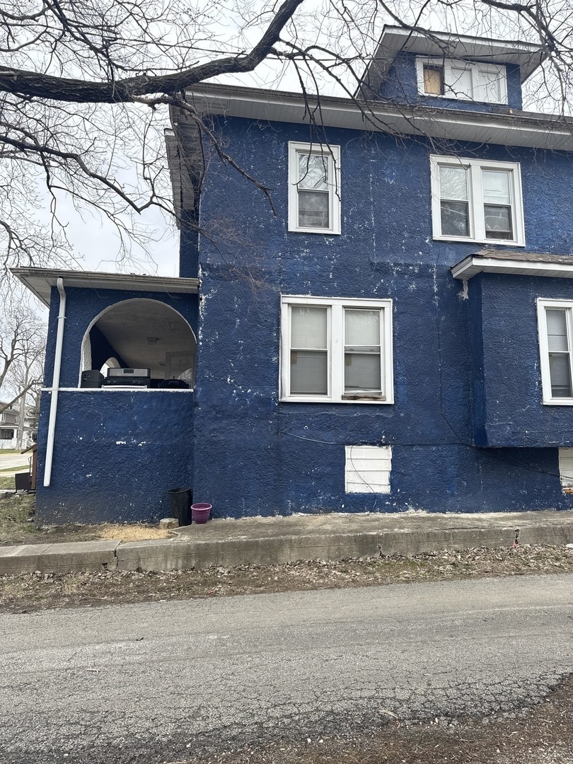 312 S Evergreen Avenue