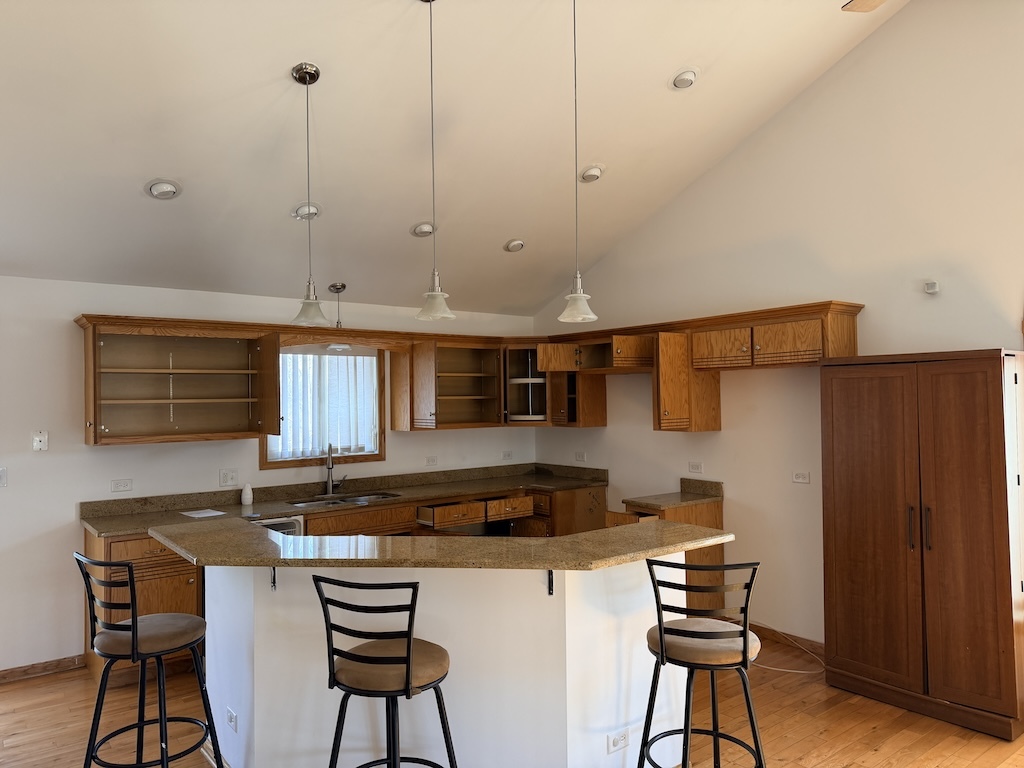 22503 S State Street