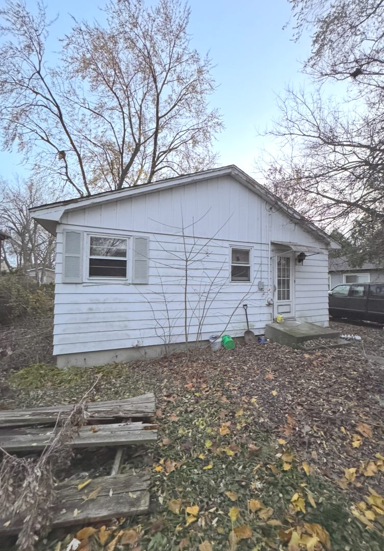 655 W Lorraine Avenue