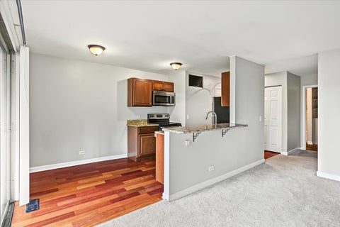 Tiny photo for 5603 Lakeside Drive #3C, Lisle, IL 60532 (MLS # 12723654)