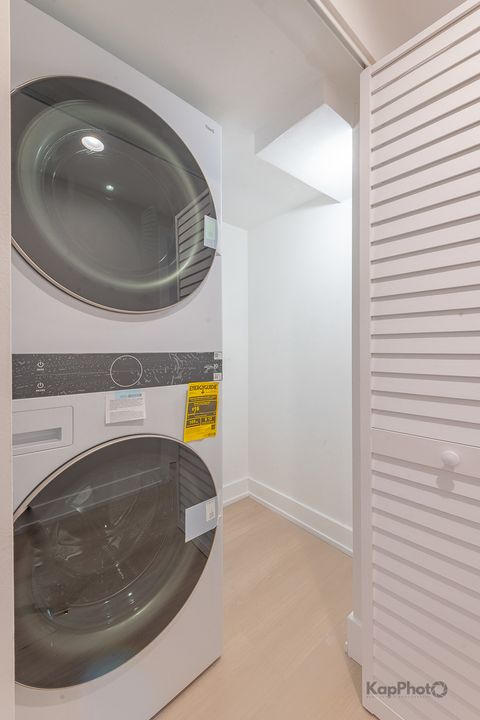 Tiny photo for 3621 S Wallace Street, Chicago, IL 60609 (MLS # 12523692)