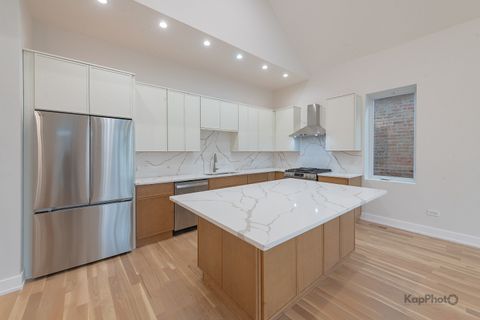 Tiny photo for 3621 S Wallace Street, Chicago, IL 60609 (MLS # 12523692)