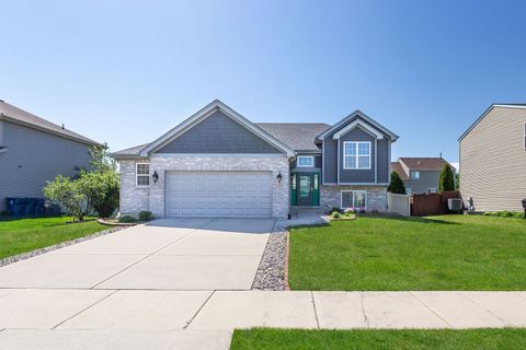 A home in Crest Hill