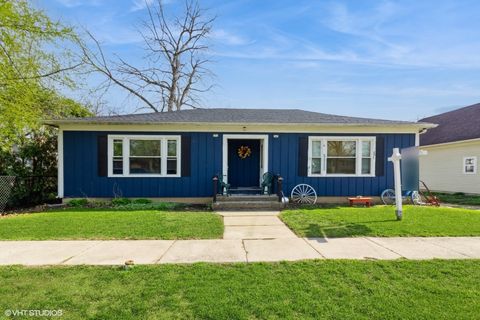 349 E Mckinley Avenue Hinckley IL 60520