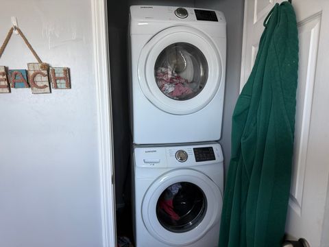 Tiny photo for 2000 1st Street, Eldorado, IL 62930 (MLS # 12578550)