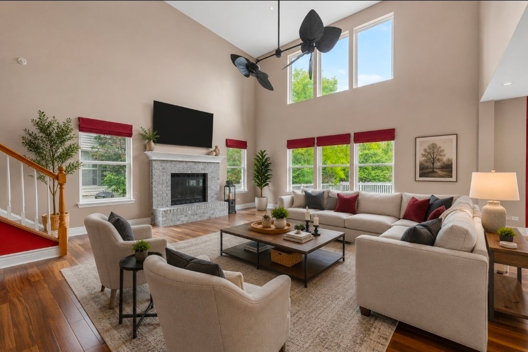 996 Timber Lake Drive