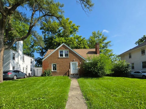 Photo of 289 W 16th Street, Chicago Heights, IL 60411 (MLS # 12790596)