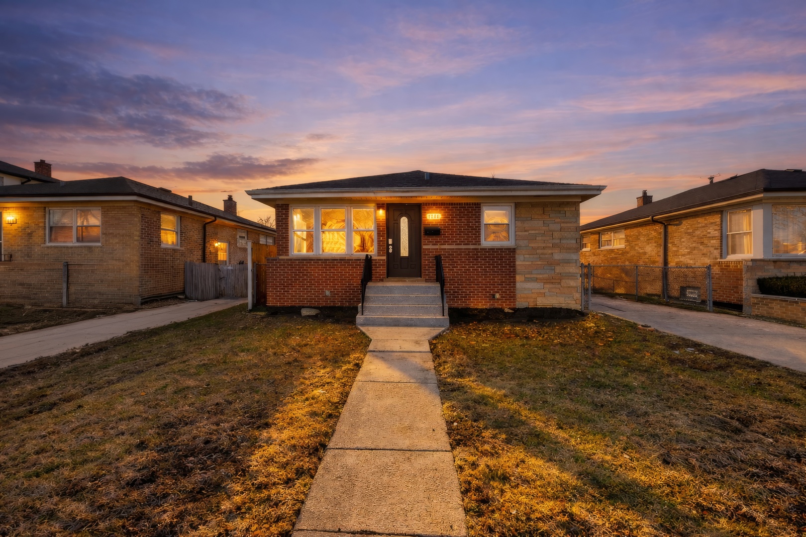 7746 S Kolmar Avenue