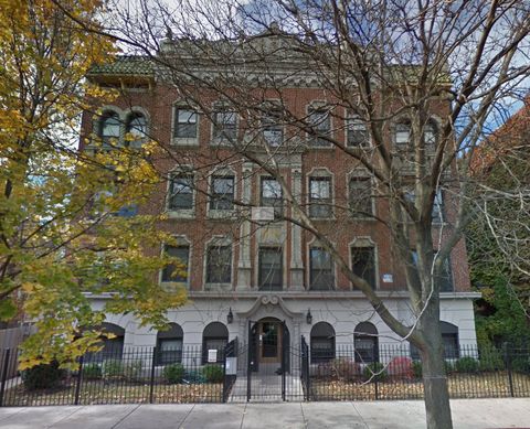 1742 N Humboldt Boulevard 408 Chicago IL 60647