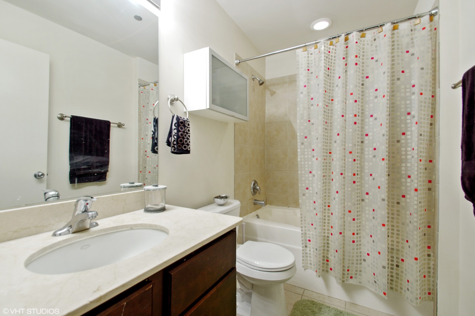 1122 W Catalpa Avenue 414