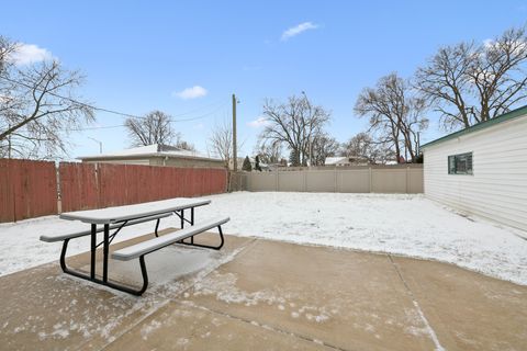 Tiny photo for 135 Ambassador Avenue, Romeoville, IL 60446 (MLS # 12590572)