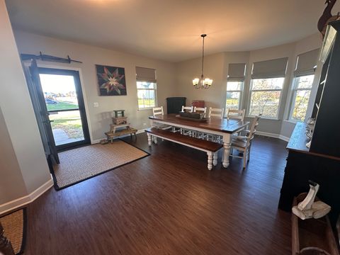 Tiny photo for 2732 Woodworth Avenue, Woodstock, IL 60098 (MLS # 12509273)