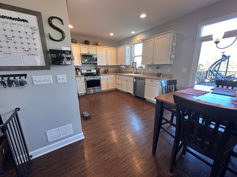 Tiny photo for 2732 Woodworth Avenue, Woodstock, IL 60098 (MLS # 12509273)