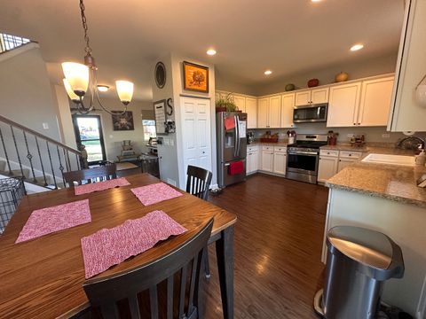 Tiny photo for 2732 Woodworth Avenue, Woodstock, IL 60098 (MLS # 12509273)