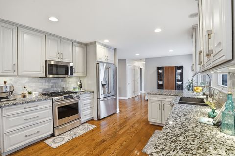 Tiny photo for 34757 N Iroquois Trail, McHenry, IL 60051 (MLS # 12580579)