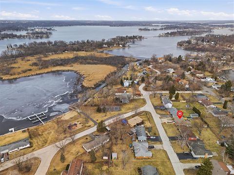 Tiny photo for 34757 N Iroquois Trail, McHenry, IL 60051 (MLS # 12580579)