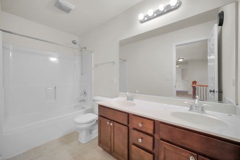 Tiny photo for 1 Duval Court, Bolingbrook, IL 60490 (MLS # 12628293)