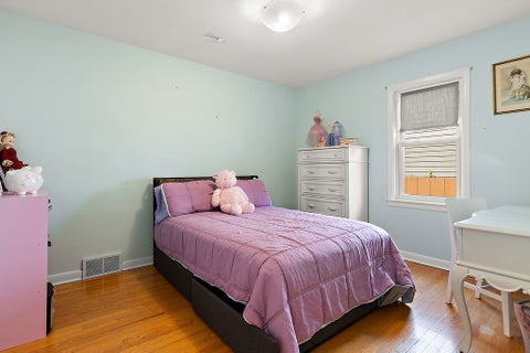 Tiny photo for 334 Spruce Street, Glenview, IL 60025 (MLS # 12749765)