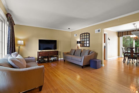Tiny photo for 334 Spruce Street, Glenview, IL 60025 (MLS # 12749765)