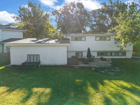 Tiny photo for 5924 Carpenter Street, Downers Grove, IL 60516 (MLS # 12494020)