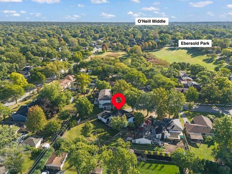 Tiny photo for 5924 Carpenter Street, Downers Grove, IL 60516 (MLS # 12494020)