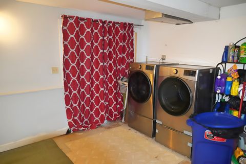 Tiny photo for 215 Hawthorne Circle, Joliet, IL 60433 (MLS # 12540060)