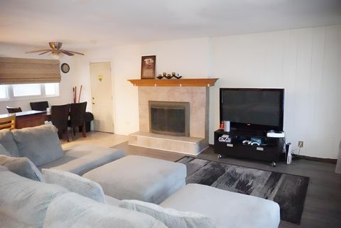 Tiny photo for 215 Hawthorne Circle, Joliet, IL 60433 (MLS # 12540060)