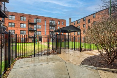 5232 N Campbell Avenue 1A Chicago IL 60625