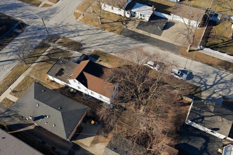 Tiny photo for 18309 Grant Street, Lansing, IL 60438 (MLS # 12574154)