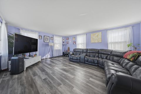 Tiny photo for 18309 Grant Street, Lansing, IL 60438 (MLS # 12574154)