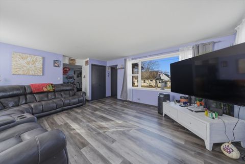 Tiny photo for 18309 Grant Street, Lansing, IL 60438 (MLS # 12574154)