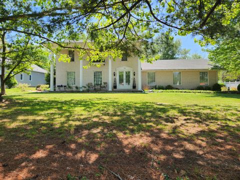 Tiny photo for 766 Fairfield Road, Mt Vernon, IL 62864 (MLS # 12623650)