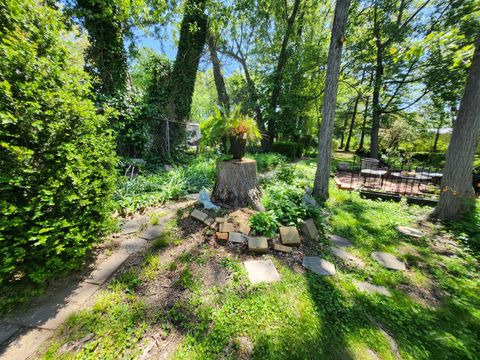 Tiny photo for 766 Fairfield Road, Mt Vernon, IL 62864 (MLS # 12623650)