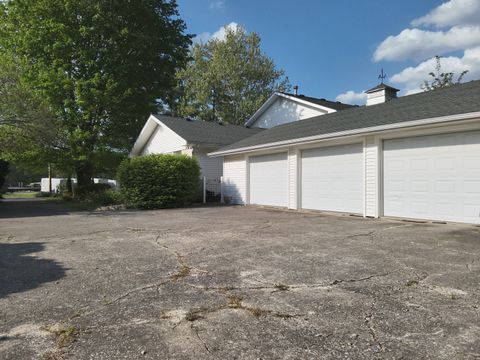 Tiny photo for 766 Fairfield Road, Mt Vernon, IL 62864 (MLS # 12623650)