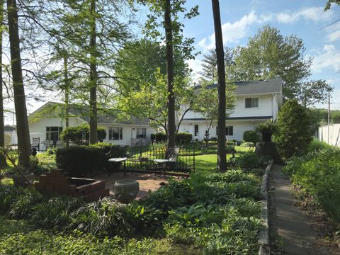 Tiny photo for 766 Fairfield Road, Mt Vernon, IL 62864 (MLS # 12623650)