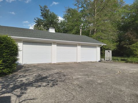 Tiny photo for 766 Fairfield Road, Mt Vernon, IL 62864 (MLS # 12623650)