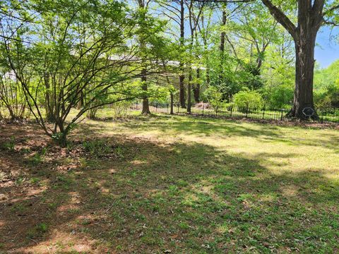 Tiny photo for 766 Fairfield Road, Mt Vernon, IL 62864 (MLS # 12623650)