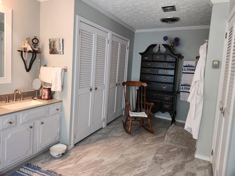 Tiny photo for 766 Fairfield Road, Mt Vernon, IL 62864 (MLS # 12623650)