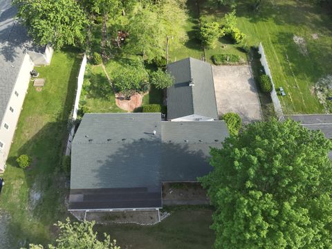 Tiny photo for 766 Fairfield Road, Mt Vernon, IL 62864 (MLS # 12623650)