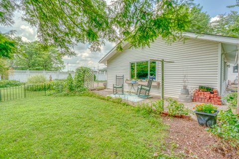 Tiny photo for 766 Fairfield Road, Mt Vernon, IL 62864 (MLS # 12623650)