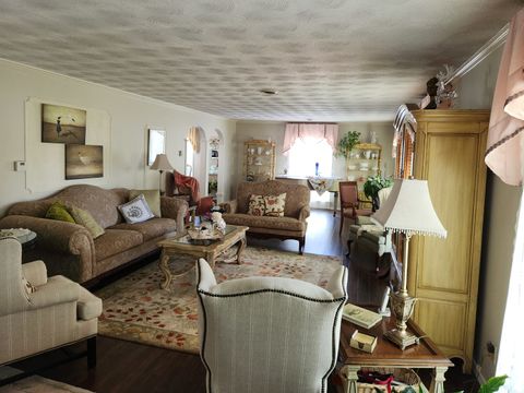 Tiny photo for 766 Fairfield Road, Mt Vernon, IL 62864 (MLS # 12623650)