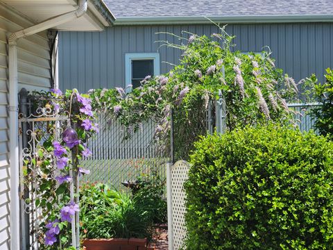 Tiny photo for 766 Fairfield Road, Mt Vernon, IL 62864 (MLS # 12623650)