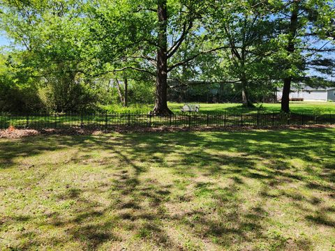 Tiny photo for 766 Fairfield Road, Mt Vernon, IL 62864 (MLS # 12623650)