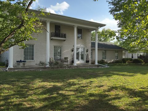 Tiny photo for 766 Fairfield Road, Mt Vernon, IL 62864 (MLS # 12623650)