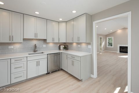 Tiny photo for 5431 Ashbrook Place, Downers Grove, IL 60515 (MLS # 12396679)