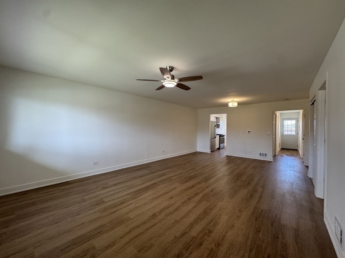 633 Dulles Road B