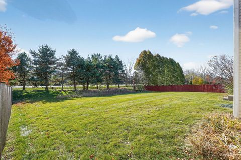 Tiny photo for 2722 Moraine Valley Road, Wauconda, IL 60084 (MLS # 12504777)